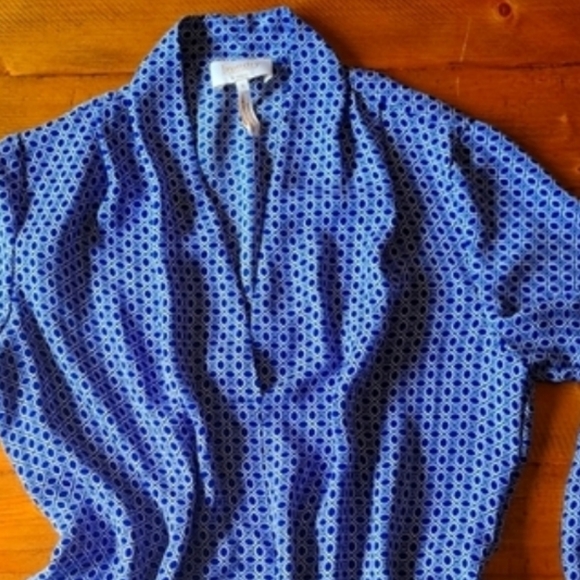 Laundry by Shelli Segal silky blouse size S - Picture 4 of 5